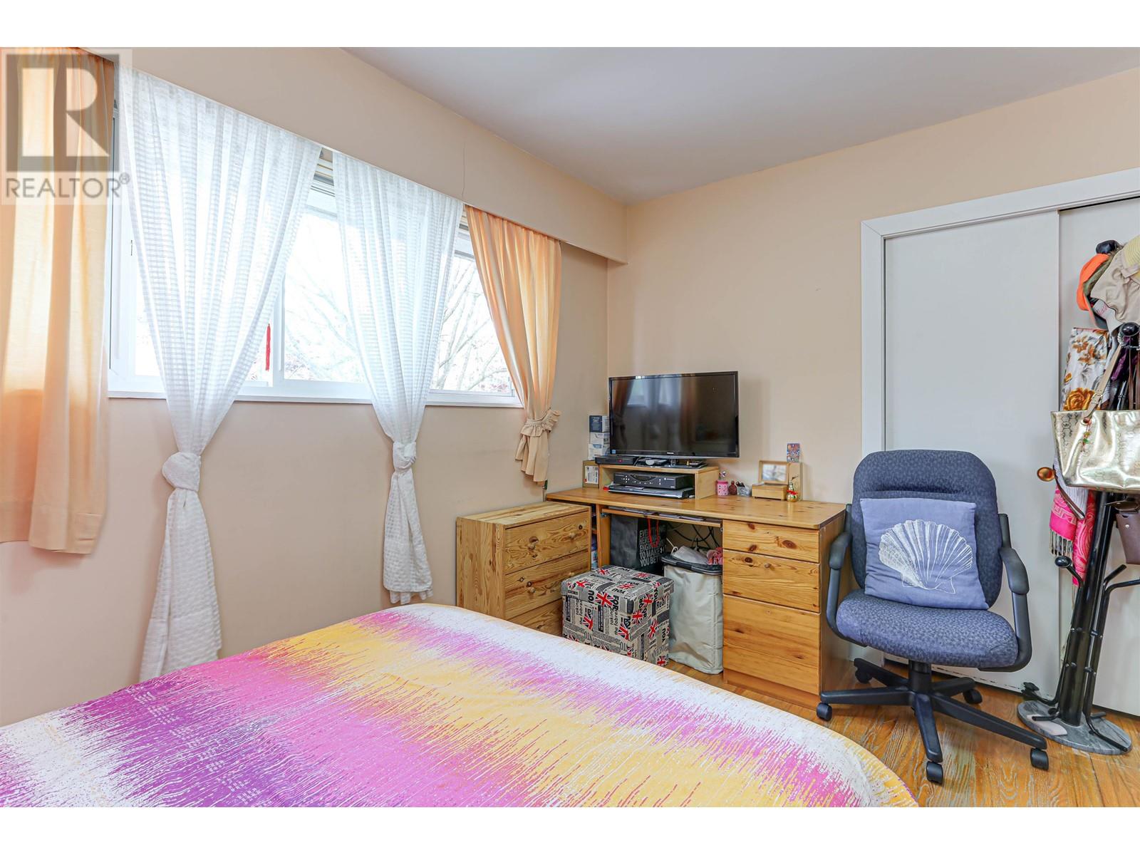 6388 Elliott Street, Vancouver, British Columbia  V5S 2M4 - Photo 16 - R2878179