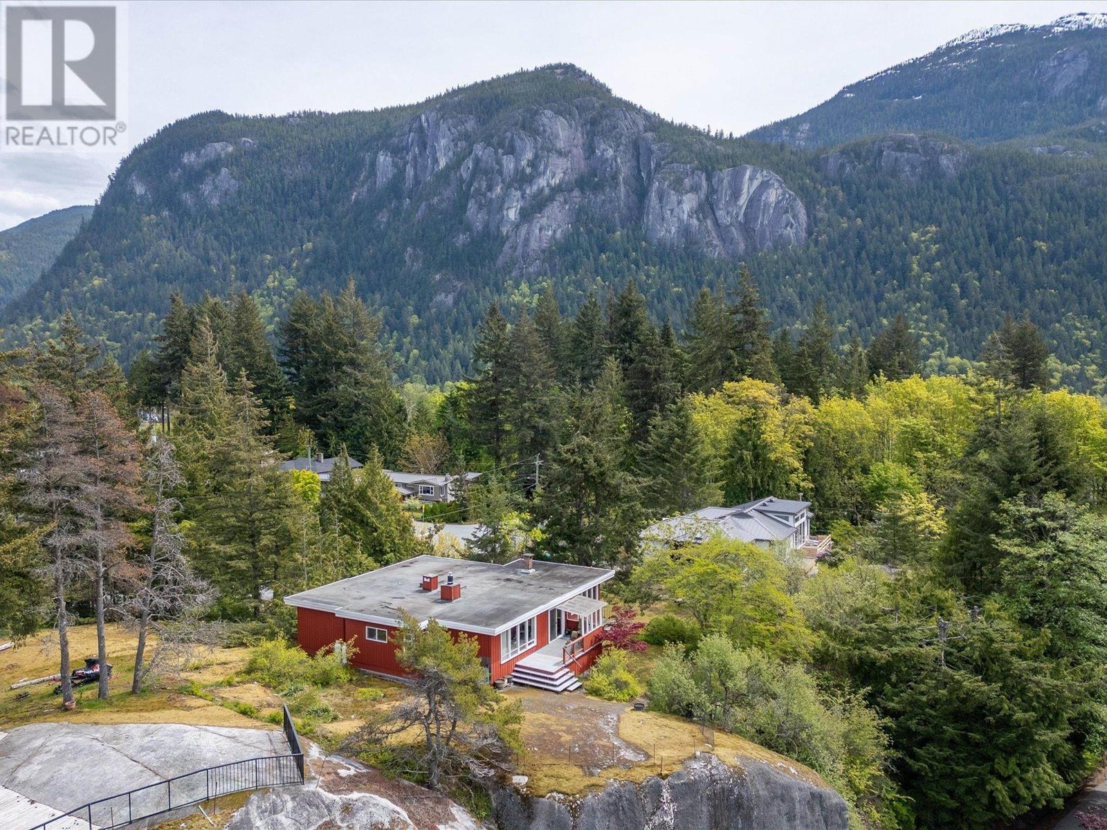 38255 Vista Crescent, Squamish, British Columbia  V8B 0A9 - Photo 24 - R2863754
