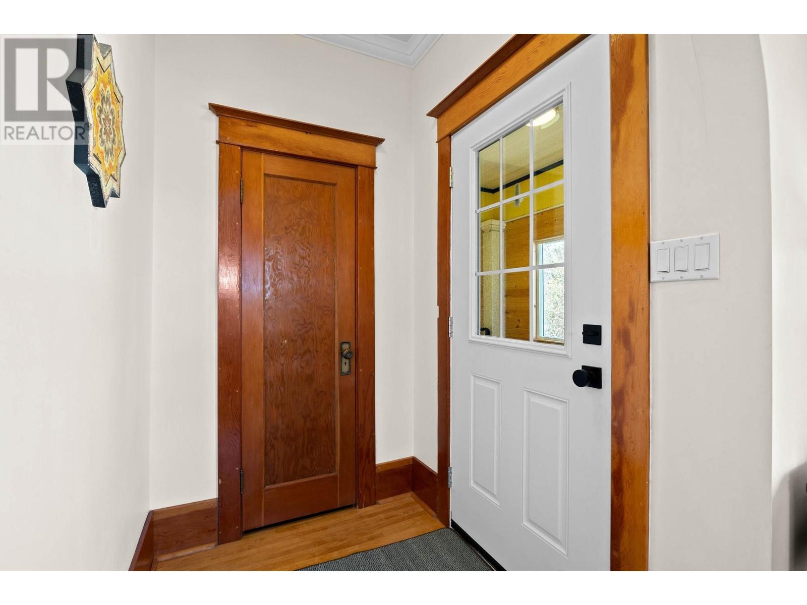 135 Battle Street, Kamloops BC For Sale HonestDoor