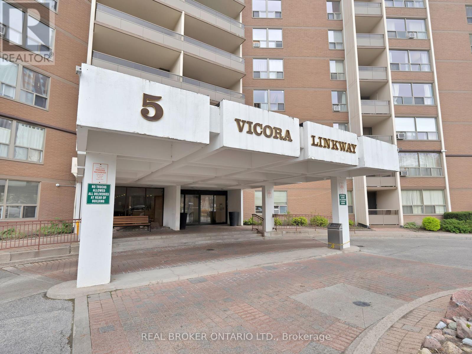 #105 -5 Vicora Linkway Way, Toronto, Ontario  M3C 1A4 - Photo 3 - C8309102