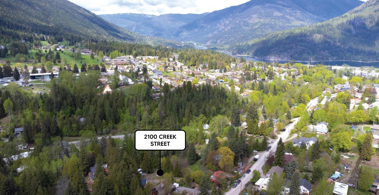 2100 Creek Street, Nelson, British Columbia  V1L 1M7 - Photo 2 - 2476702