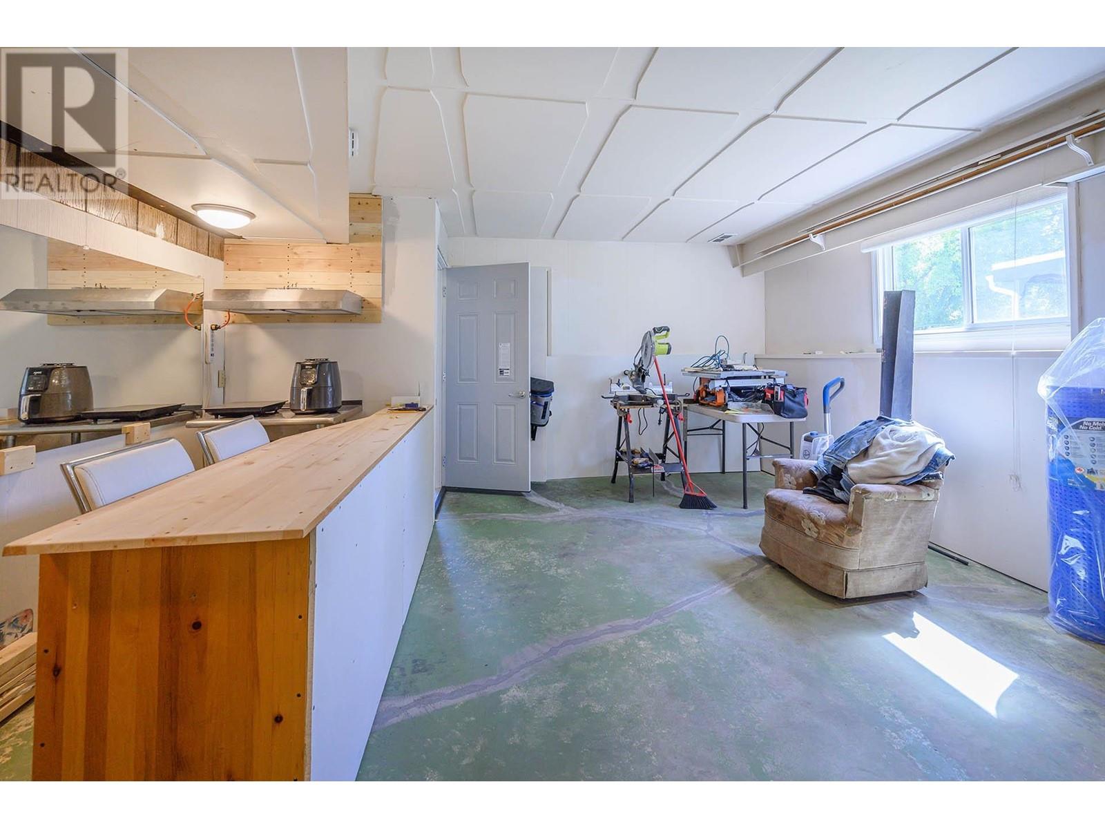 2346 Westsyde Road, Kamloops, British Columbia  V2B 7C4 - Photo 39 - 178273