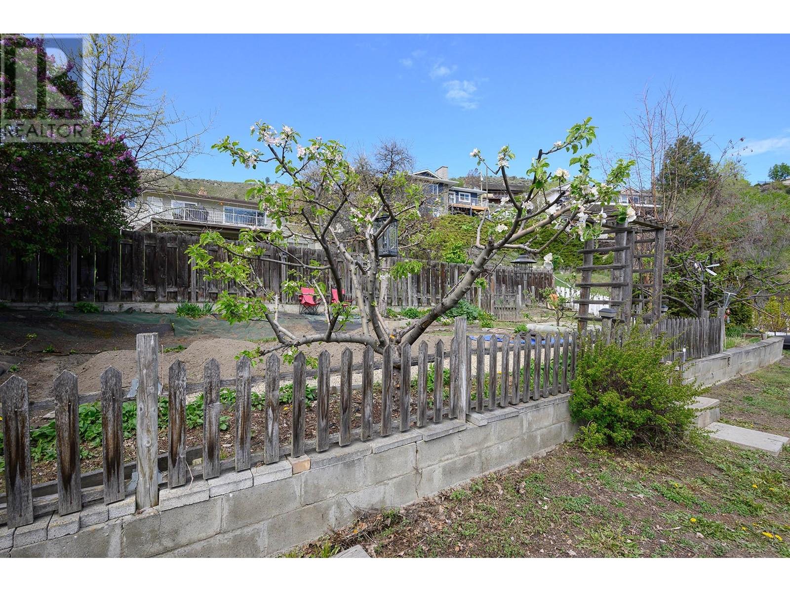 2346 Westsyde Road, Kamloops, British Columbia  V2B 7C4 - Photo 54 - 178273