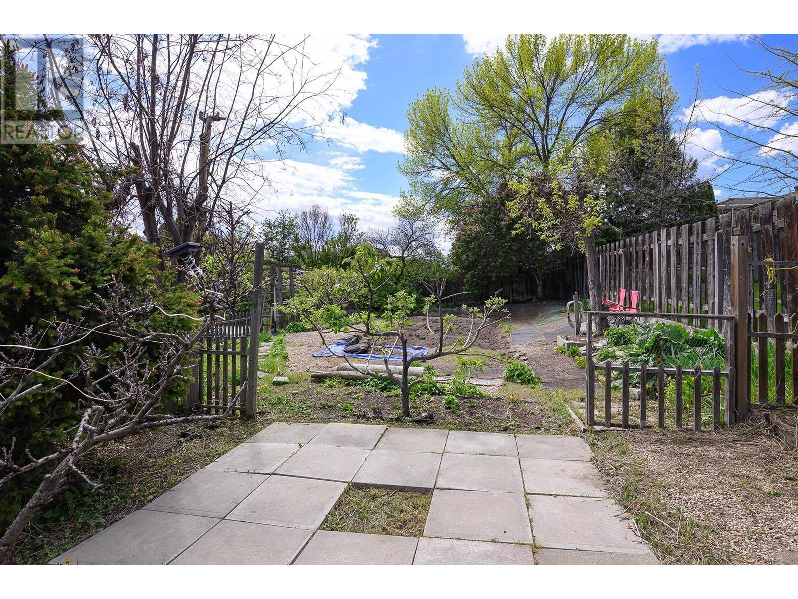 2346 Westsyde Road, Kamloops, British Columbia  V2B 7C4 - Photo 55 - 178273