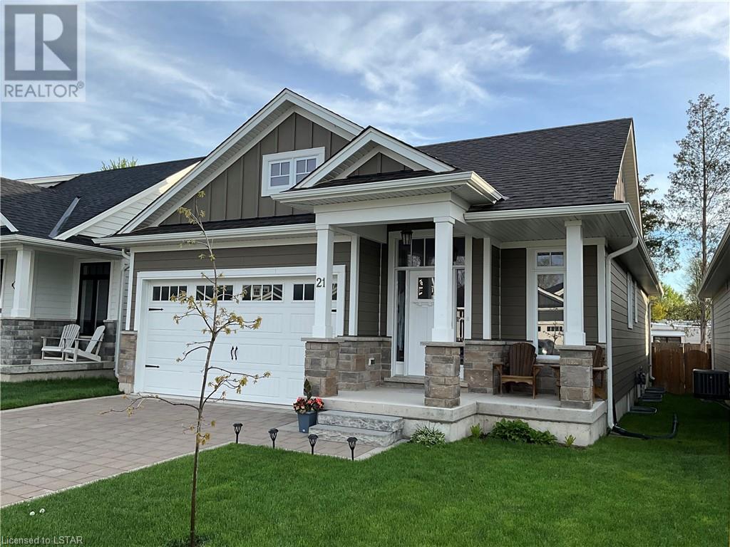 21 CREEK SIDE Place, grand bend, Ontario