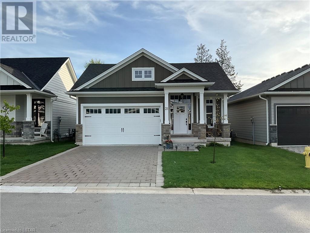 21 Creek Side Place, Grand Bend, Ontario  N0M 1T0 - Photo 2 - 40578204