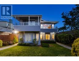 217 W 18th Street, North Vancouver, Ca
