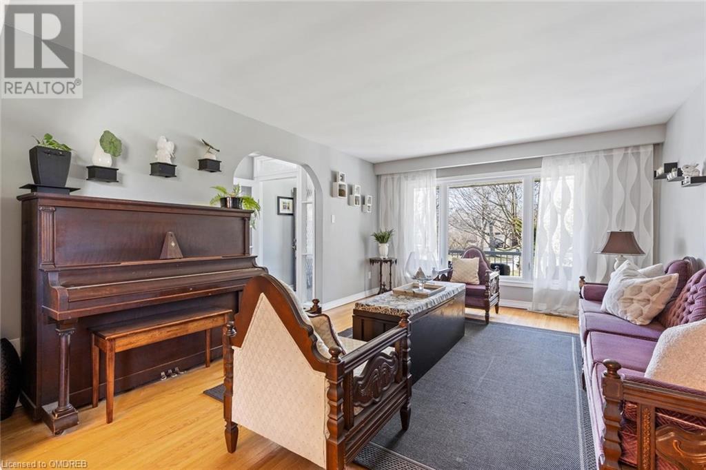 2254 Yates Court, Oakville, Ontario  L6L 5K6 - Photo 9 - 40554710