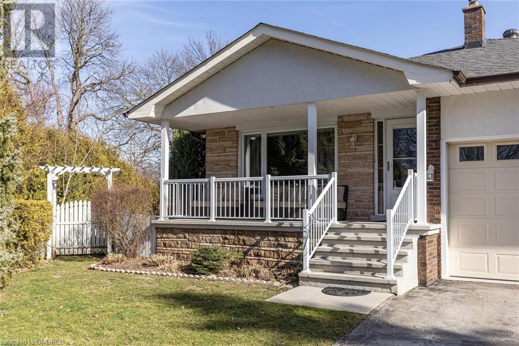 2254 Yates Court, Oakville, Ontario  L6L 5K6 - Photo 3 - 40554710