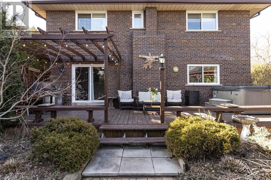 2254 Yates Court, Oakville, Ontario  L6L 5K6 - Photo 39 - 40554710