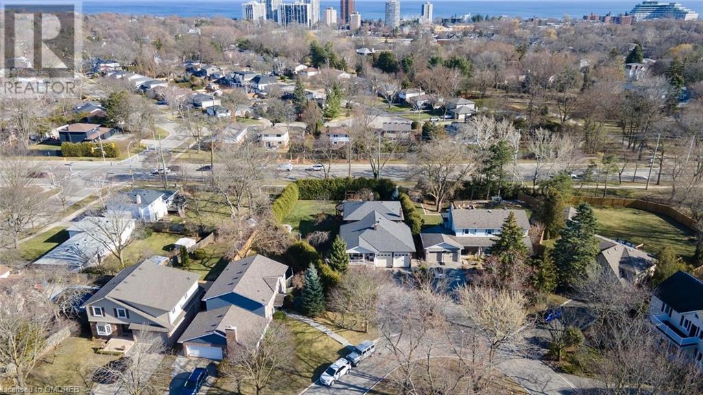 2254 Yates Court, Oakville, Ontario  L6L 5K6 - Photo 47 - 40554710