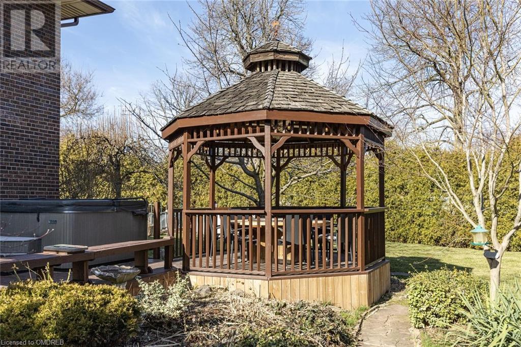 2254 Yates Court, Oakville, Ontario  L6L 5K6 - Photo 40 - 40554710