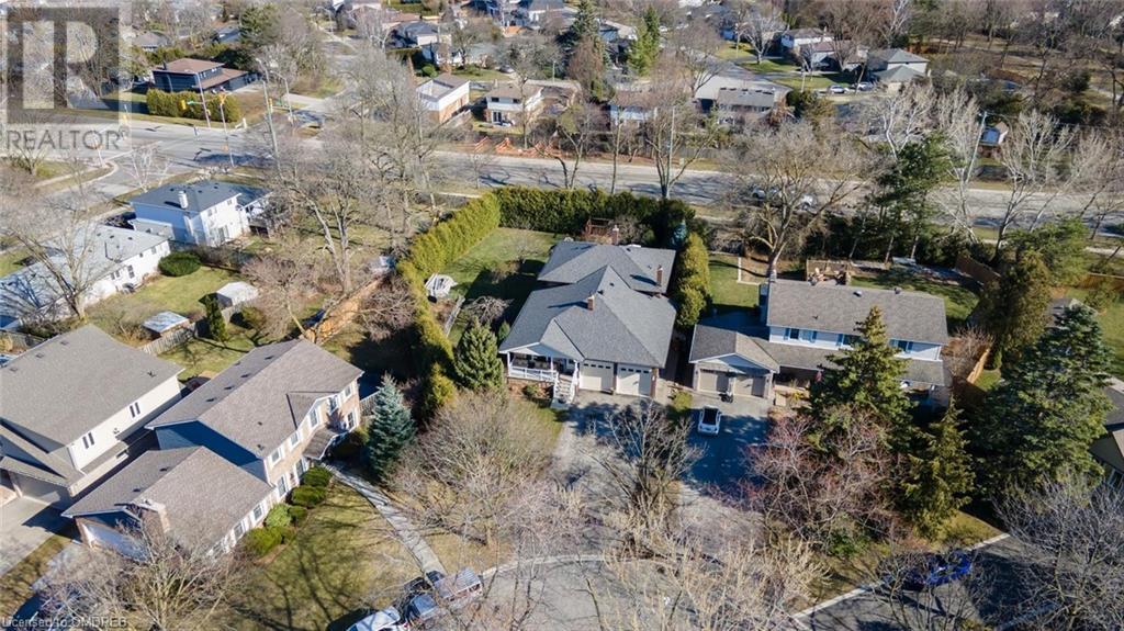 2254 Yates Court, Oakville, Ontario  L6L 5K6 - Photo 43 - 40554710