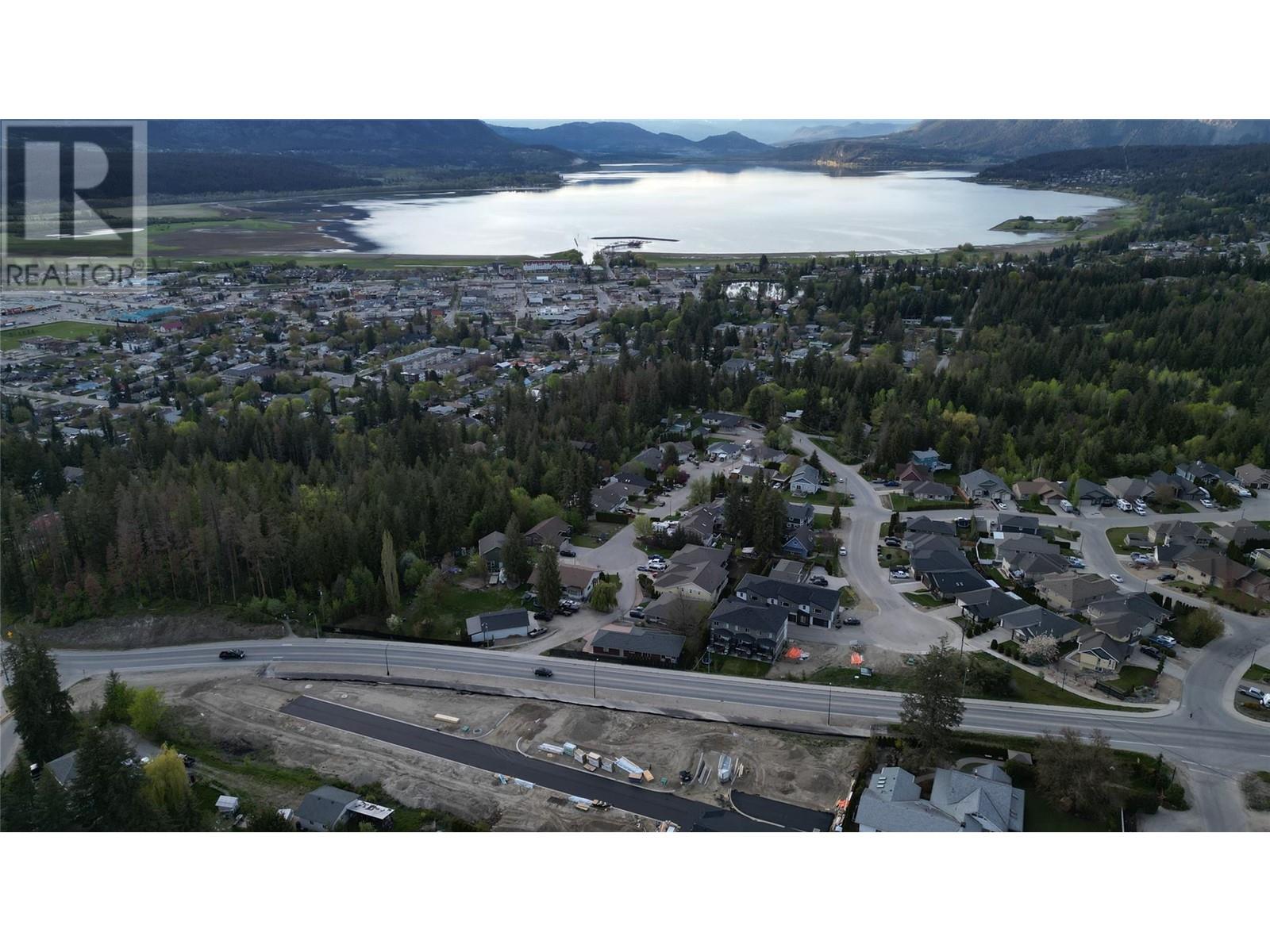 981 12 Street Se Unit# Prop. Unit 2, Salmon Arm, British Columbia  V1E 2C8 - Photo 27 - 10313003