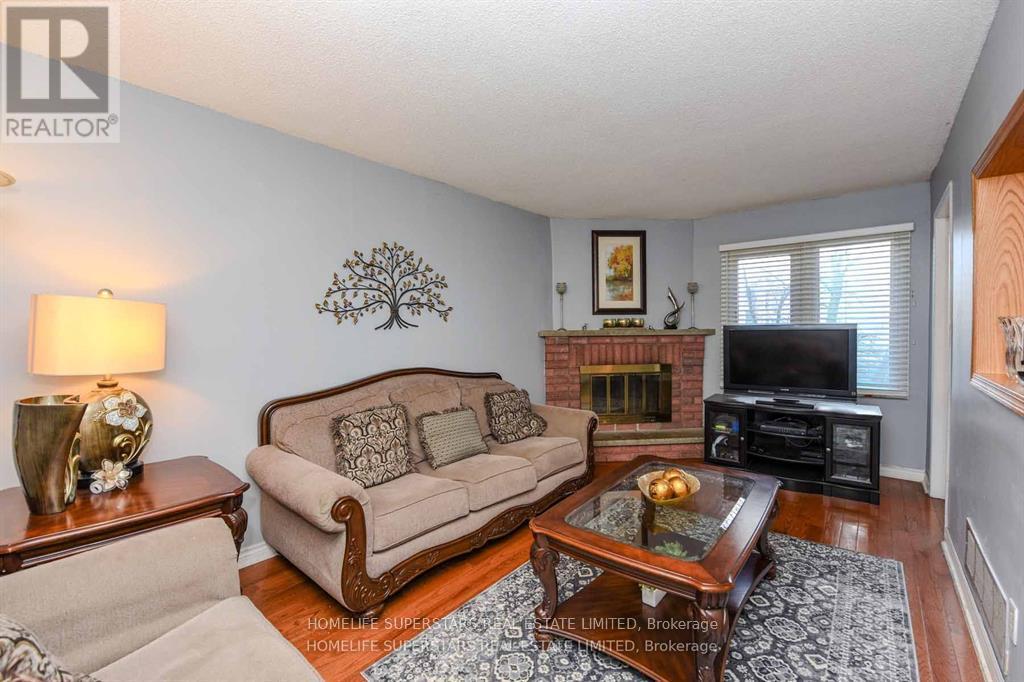 416 Winfield Terrace, Mississauga, Ontario  L5R 1P2 - Photo 13 - W8311126