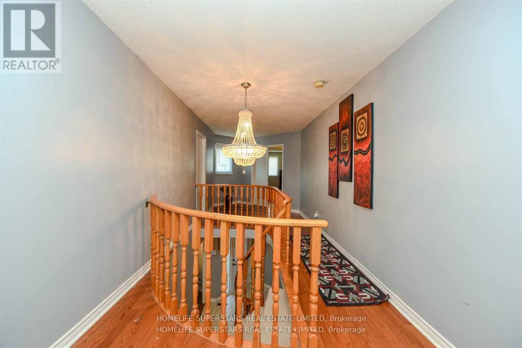 416 Winfield Terrace, Mississauga, Ontario  L5R 1P2 - Photo 20 - W8311126