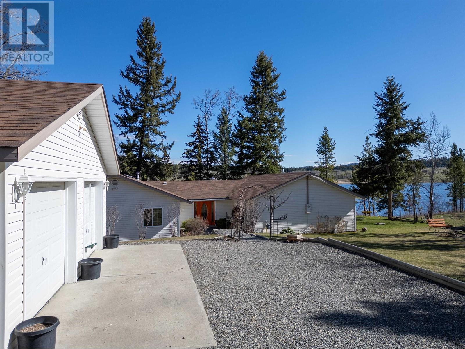 5151 Watson Lake Road, 108 Mile Ranch, British Columbia  V0K 2E1 - Photo 32 - R2879498