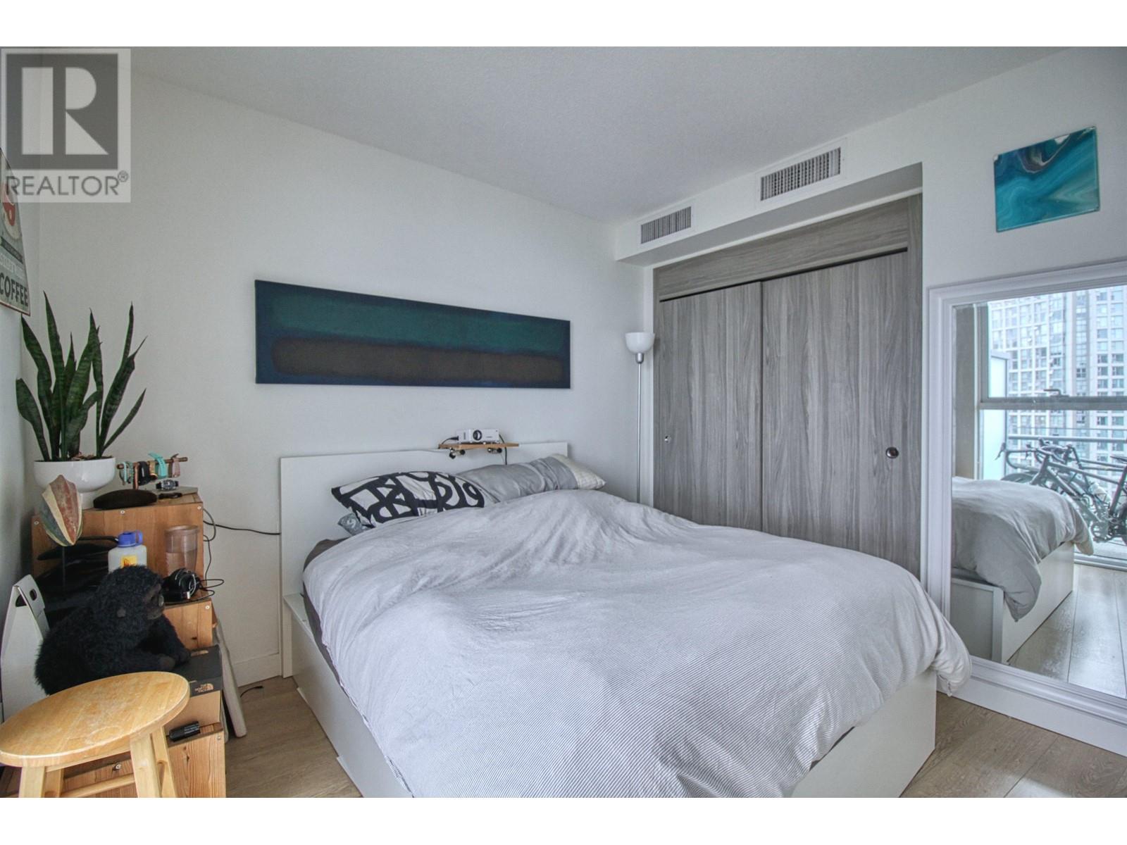2004 89 Nelson Street, Vancouver, British Columbia  V6Z 0E7 - Photo 8 - R2879674