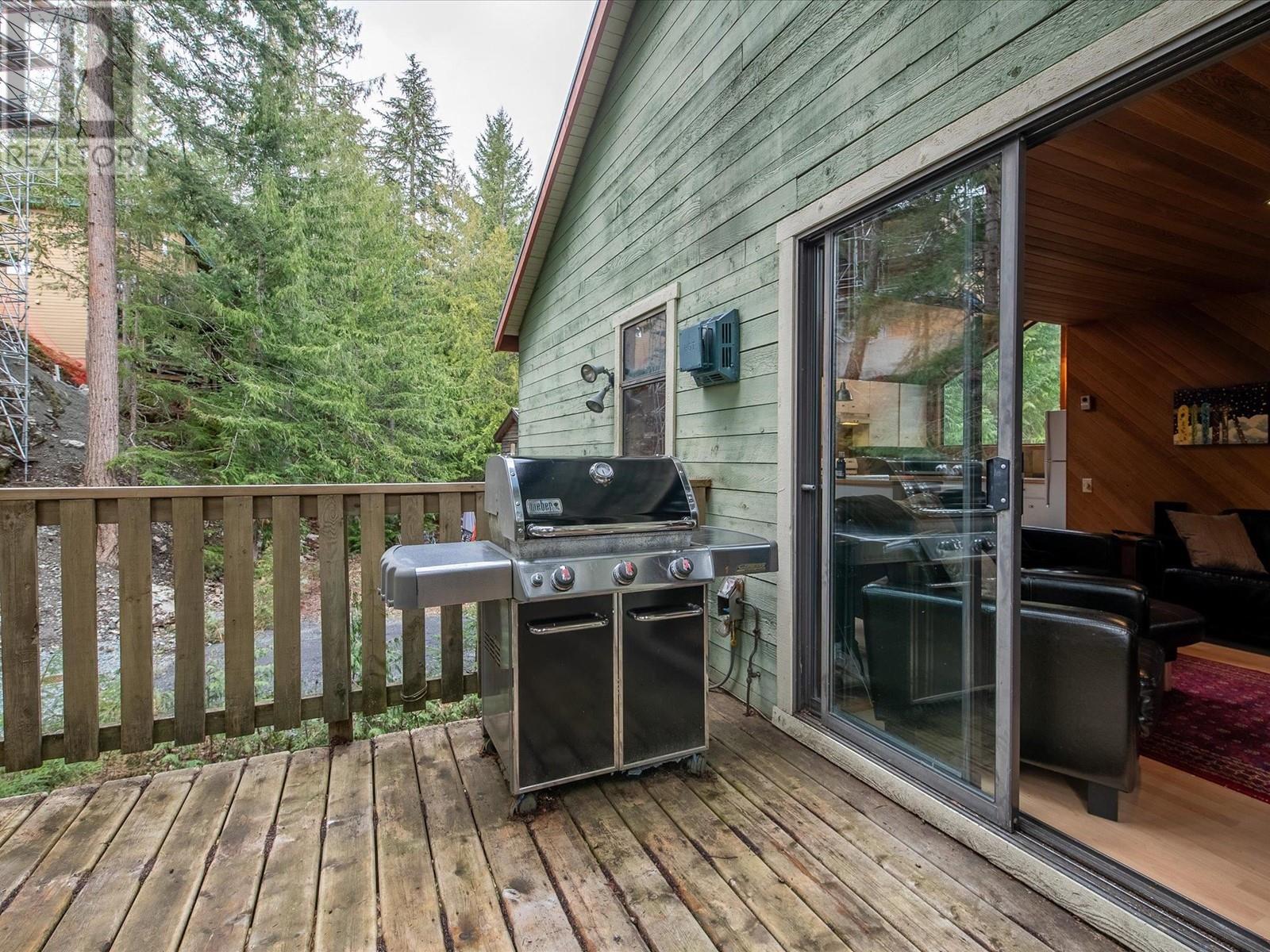 9440 Deerhorn Place, Whistler, British Columbia  V8E 0G5 - Photo 7 - R2879630