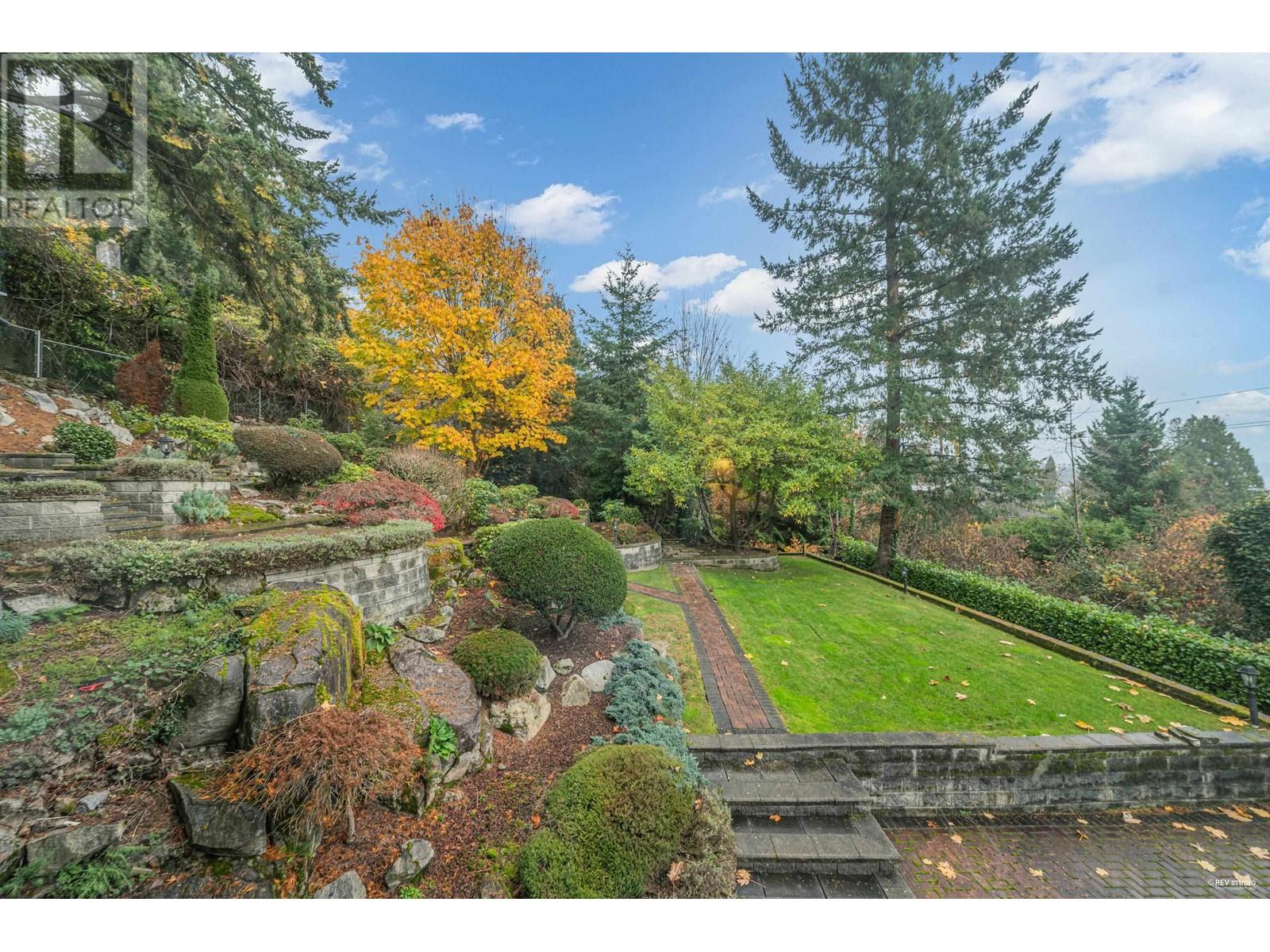 420 N Oxley Street, West Vancouver, British Columbia  V7V 2L6 - Photo 34 - R2879667