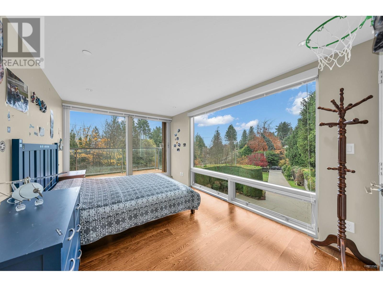 420 N Oxley Street, West Vancouver, British Columbia  V7V 2L6 - Photo 25 - R2879667