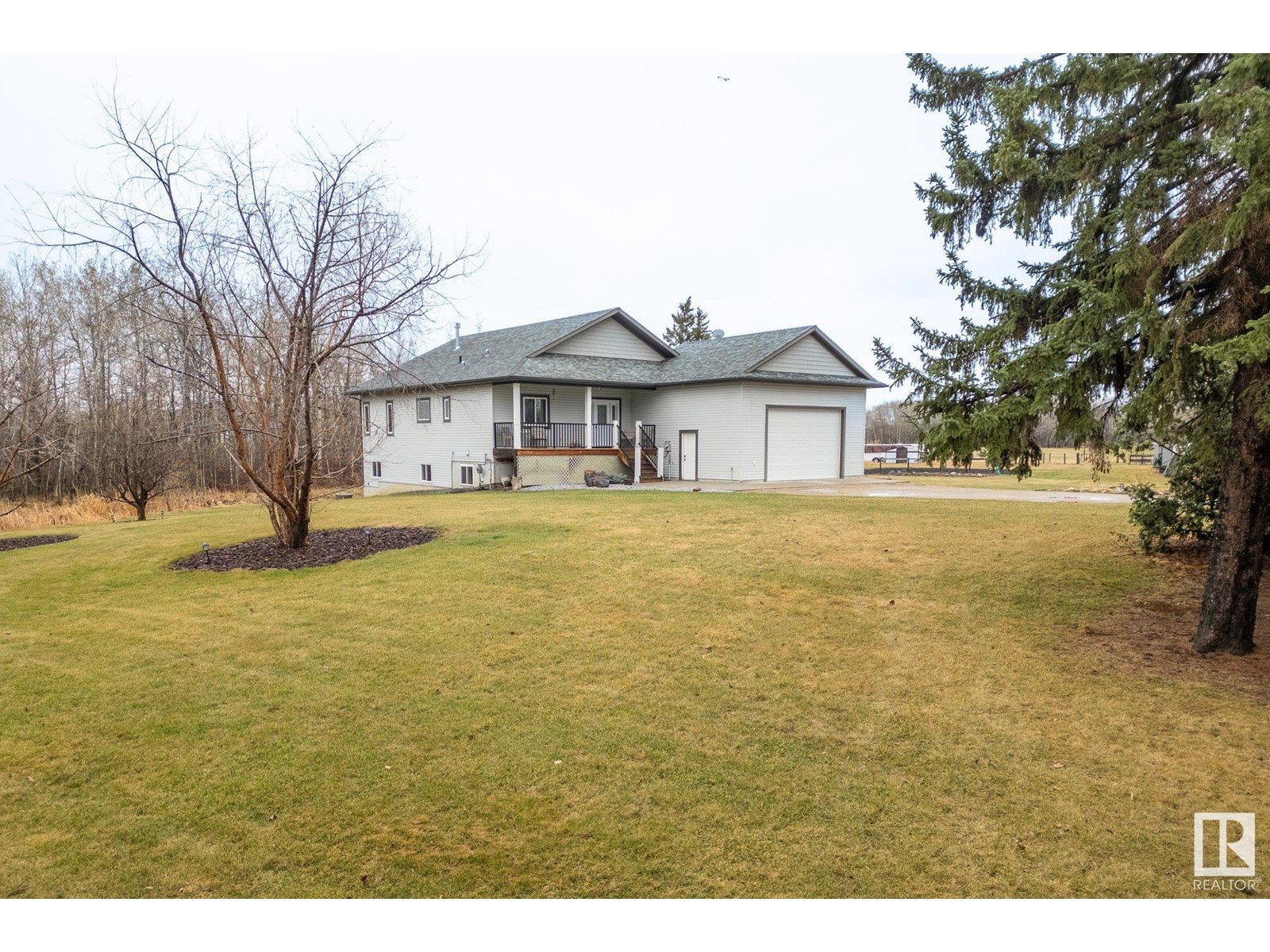 53241 RGE RD 223 Ardrossan, rural strathcona county, Alberta