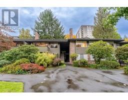312 235 KEITH ROAD, west vancouver, British Columbia