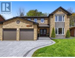1055 EASTHILL CRT, newmarket, Ontario