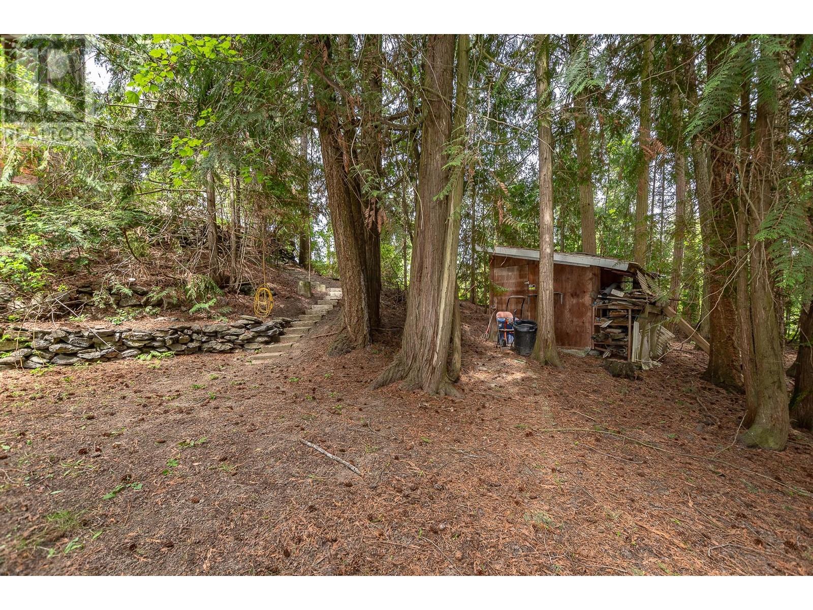 2710 Tranquil Place, Blind Bay, British Columbia  V0E 1H0 - Photo 14 - 10311554
