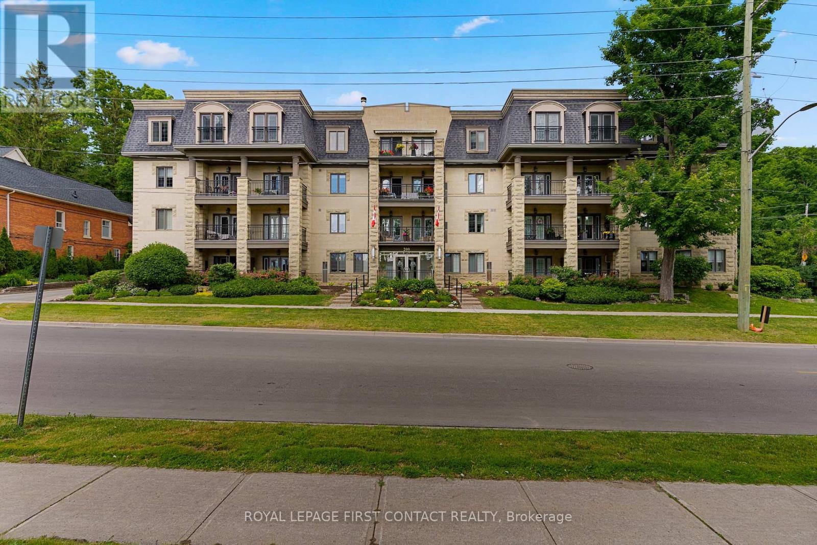 #104 -200 COLLIER ST, barrie, Ontario