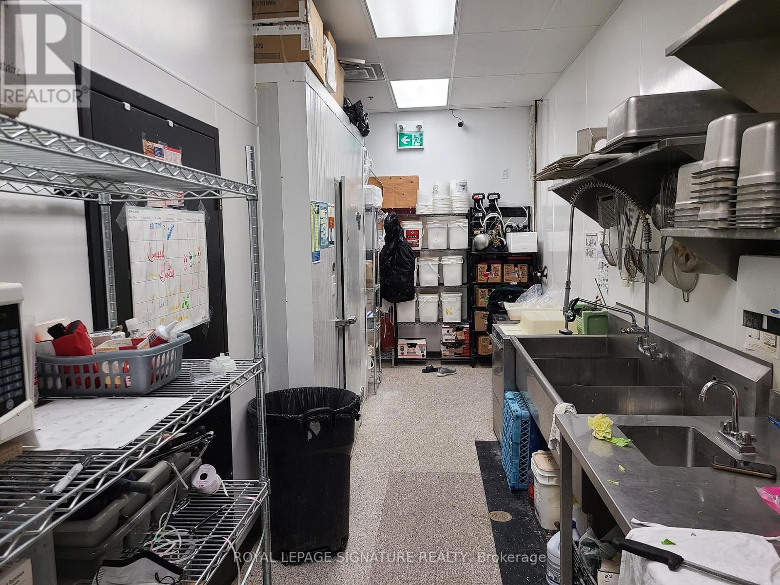 3221 Derry Road W, Mississauga, Ontario  L5N 7L7 - Photo 12 - W8313162