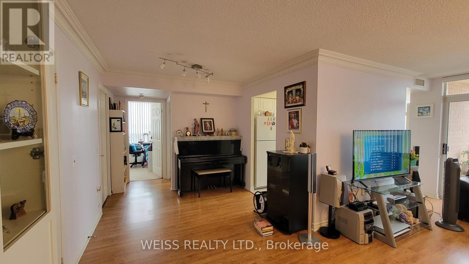 713 - 55 Strathaven Drive, Mississauga, Ontario  L5R 4G9 - Photo 7 - W8313760