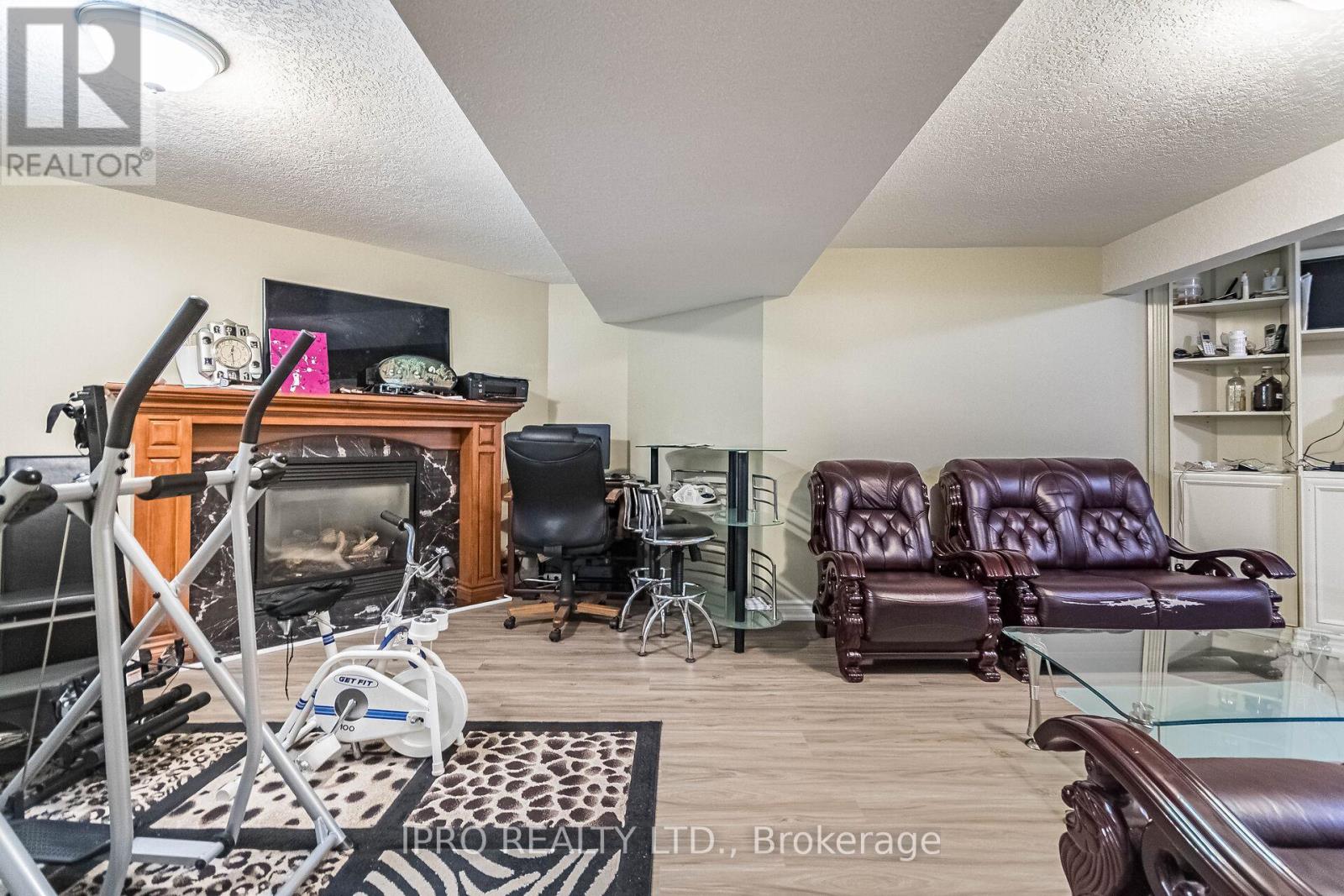 94 Queen Charlotte Cres, Kitchener, Ontario  N2E 3N6 - Photo 34 - X8311398