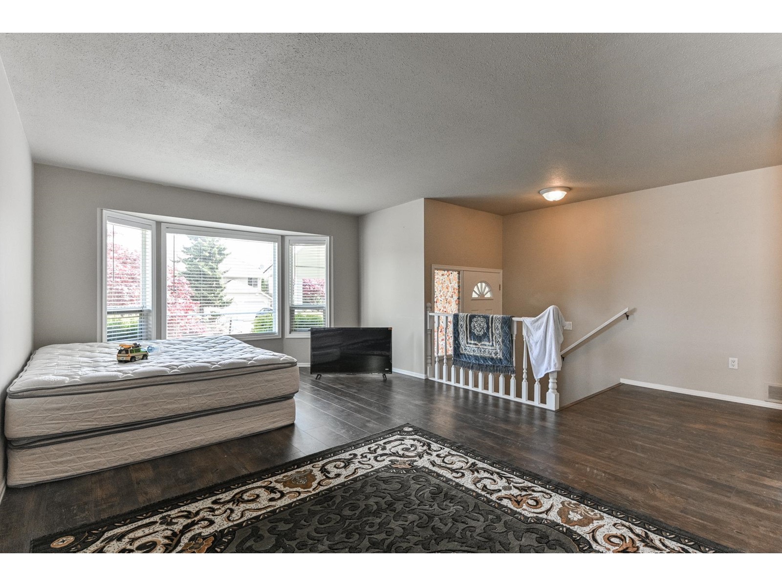 3367 Hedley Street, Abbotsford, British Columbia  V2T 5C1 - Photo 3 - R2879015