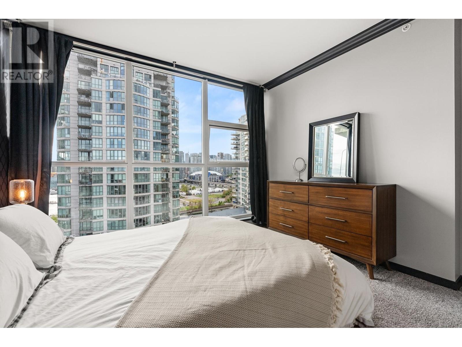 Listing Picture 26 of 37 : 1306 189 NATIONAL AVENUE, Vancouver / 溫哥華 - 魯藝地產 Yvonne Lu Group - MLS Medallion Club Member