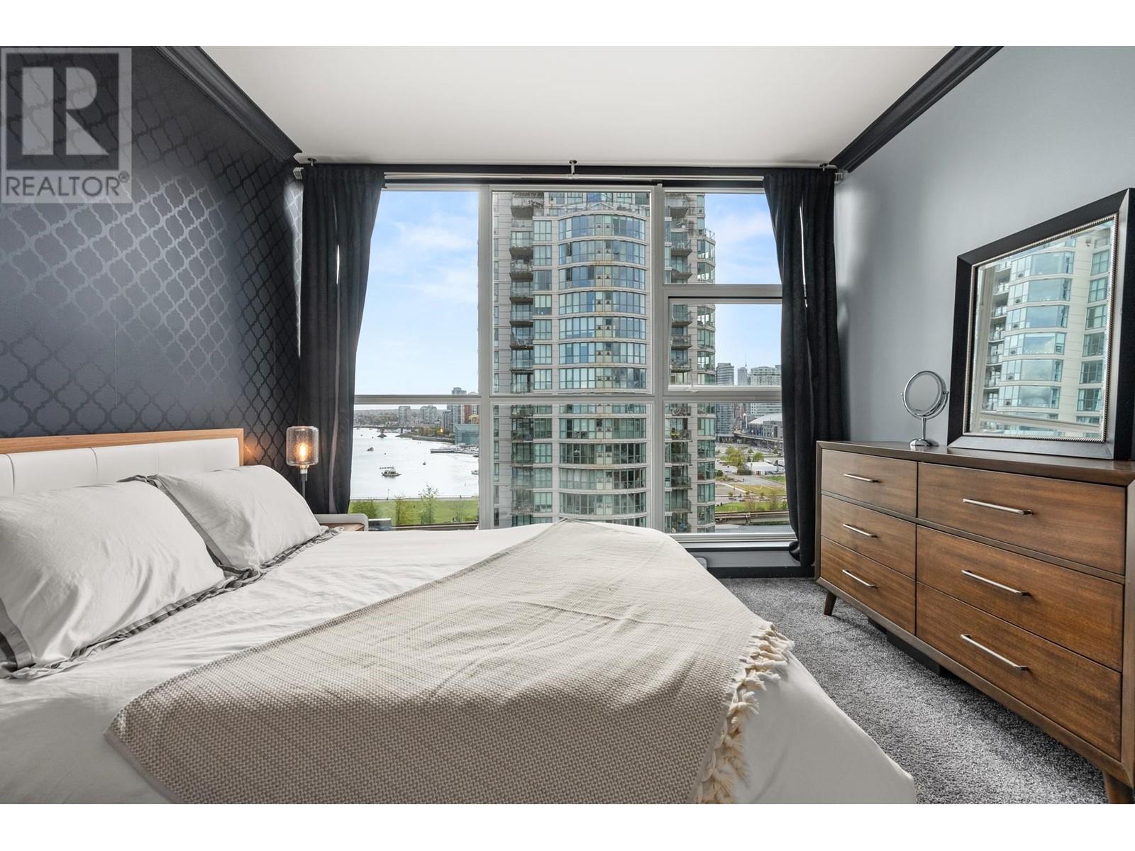 Listing Picture 25 of 37 : 1306 189 NATIONAL AVENUE, Vancouver / 溫哥華 - 魯藝地產 Yvonne Lu Group - MLS Medallion Club Member
