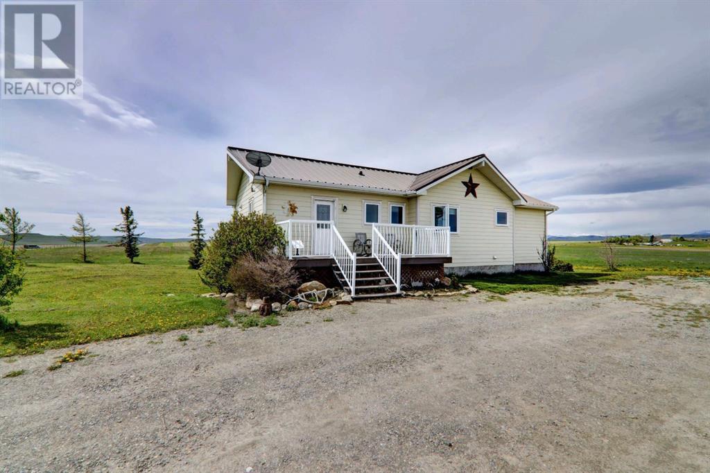 610205 112 Street W, Rural Foothills County, Alberta  T0L 1H0 - Photo 4 - A2129833