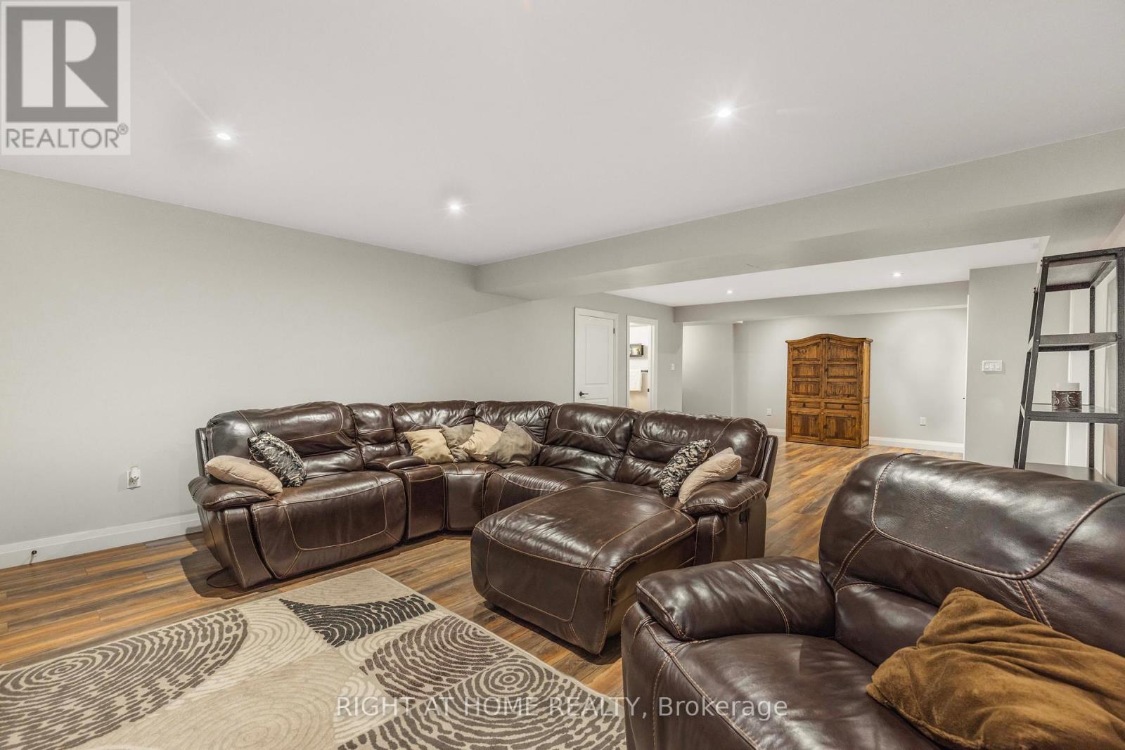 16 Whitetail Drive, Clearview, Ontario  L0M 1N0 - Photo 21 - S8315220