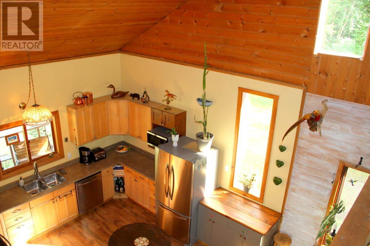 3222 Beaver Valley Road, Williams Lake, British Columbia  V0L 1G0 - Photo 14 - R2880282