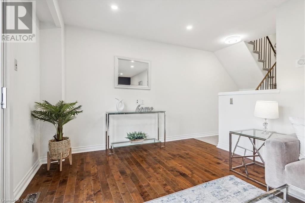 371 Bronte Street S Unit# 94, Milton, Ontario  L9T 3K5 - Photo 5 - 40550981