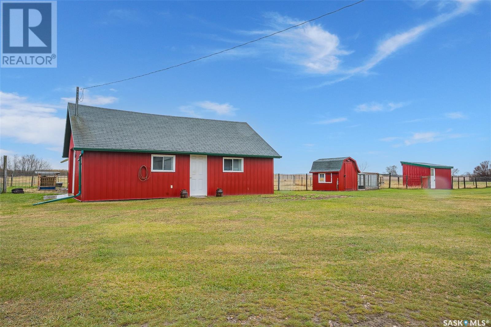 Janzen Acreage. Rm Of Laird No. 404, Laird Rm No. 404, Saskatchewan  S0K 1Z0 - Photo 31 - SK968360