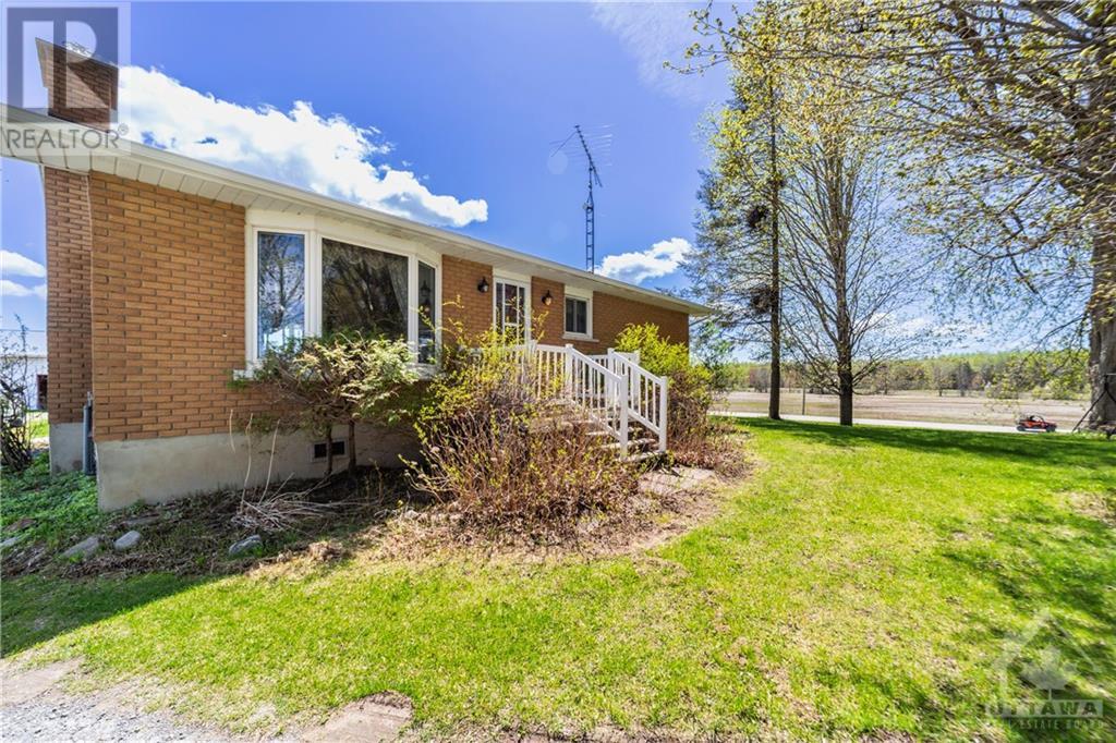 3122 BASELINE ROAD, clarence-rockland, Ontario
