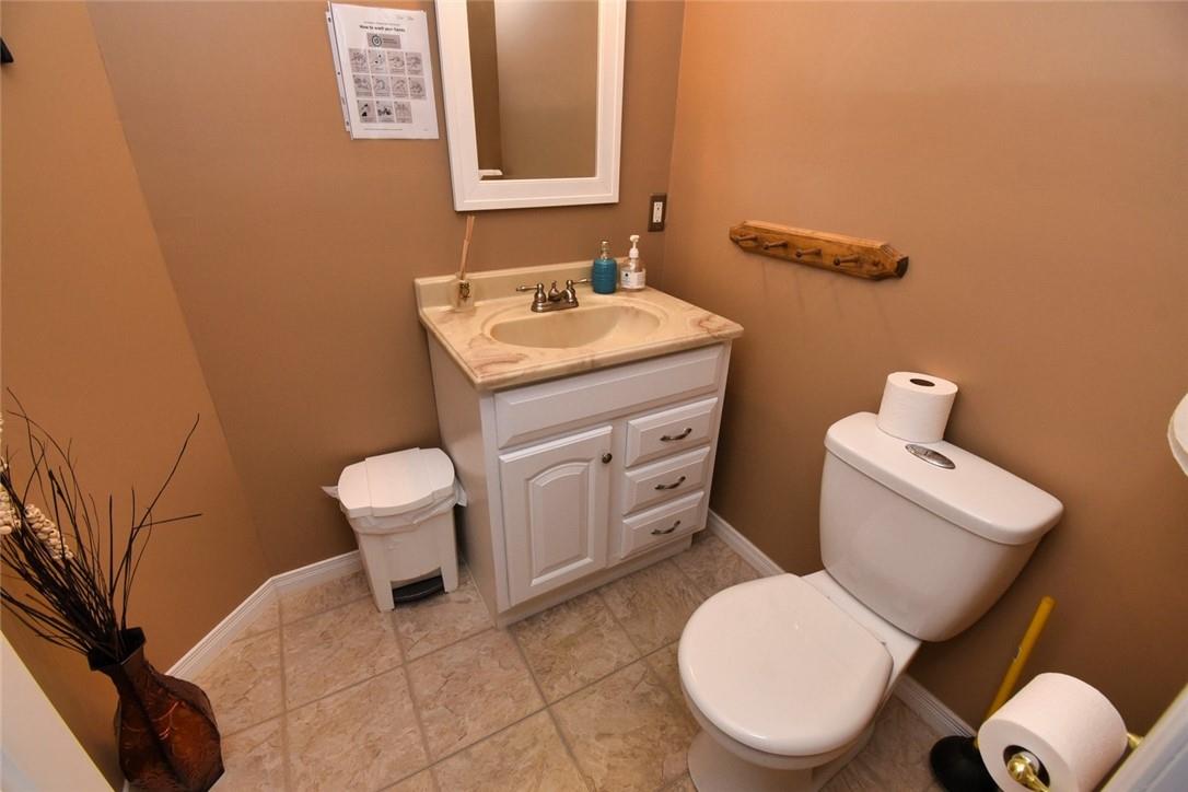 581 Plains Road E, Burlington, Ontario  L7T 2E6 - Photo 16 - H4192973