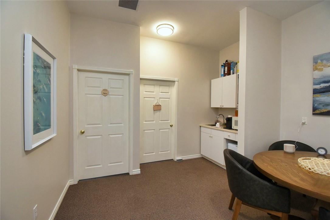 581 Plains Road E, Burlington, Ontario  L7T 2E6 - Photo 21 - H4192973