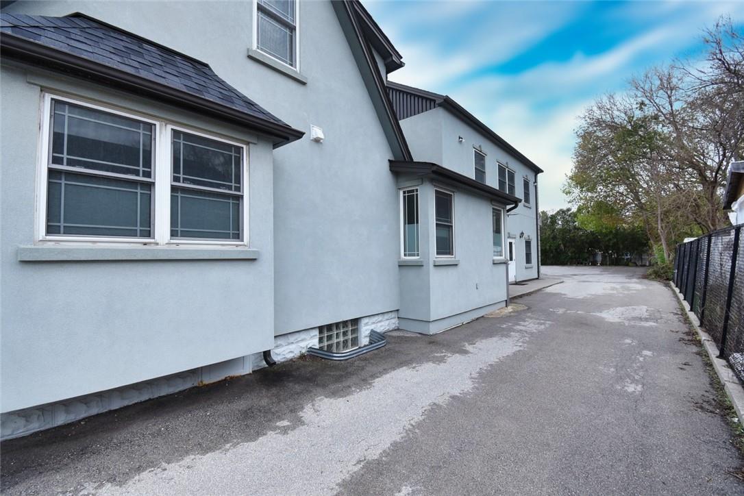 581 Plains Road E, Burlington, Ontario  L7T 2E6 - Photo 34 - H4192973