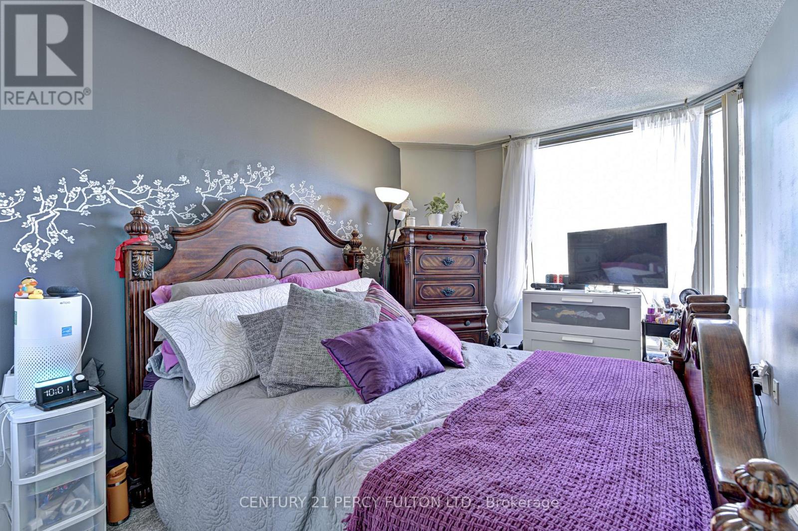 1005 - 25 Fairview Road W, Mississauga, Ontario  L5B 3Y8 - Photo 15 - W8316564