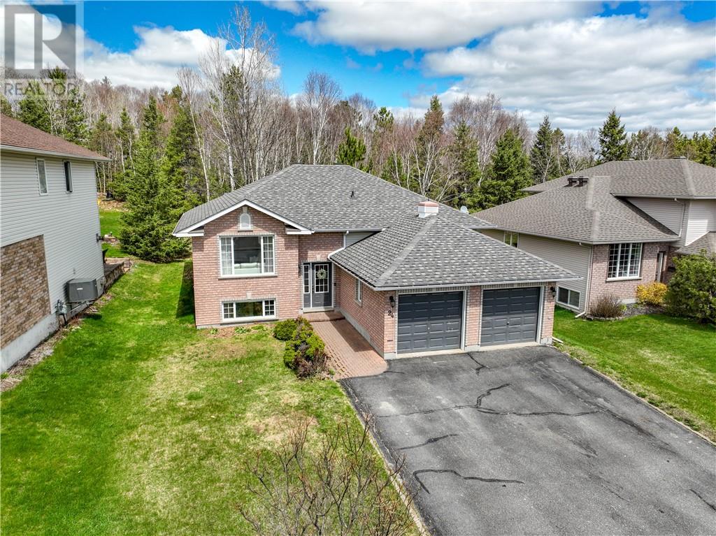 24 Bonnie Drive, lively, Ontario