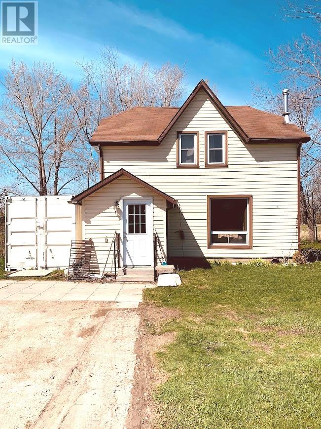 358 Fifth Side Road, Barrie Island, Ontario  P0P 1H0 - Photo 2 - 2116546