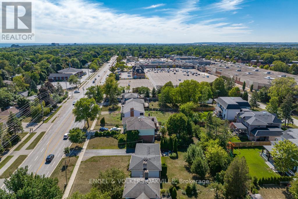 1403 Rebecca Street, Oakville (Bronte East), Ontario  L6L 1Z6 - Photo 9 - W8317652