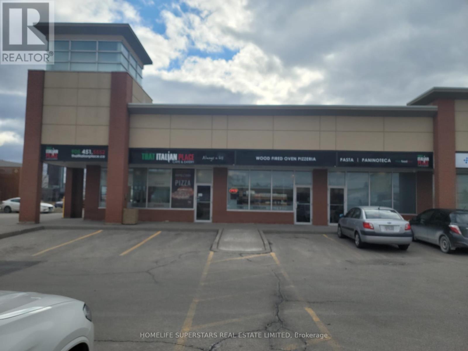 #31-33 - 470 Chrysler Drive, Brampton, Ontario  L6S 0C1 - Photo 1 - W8317828